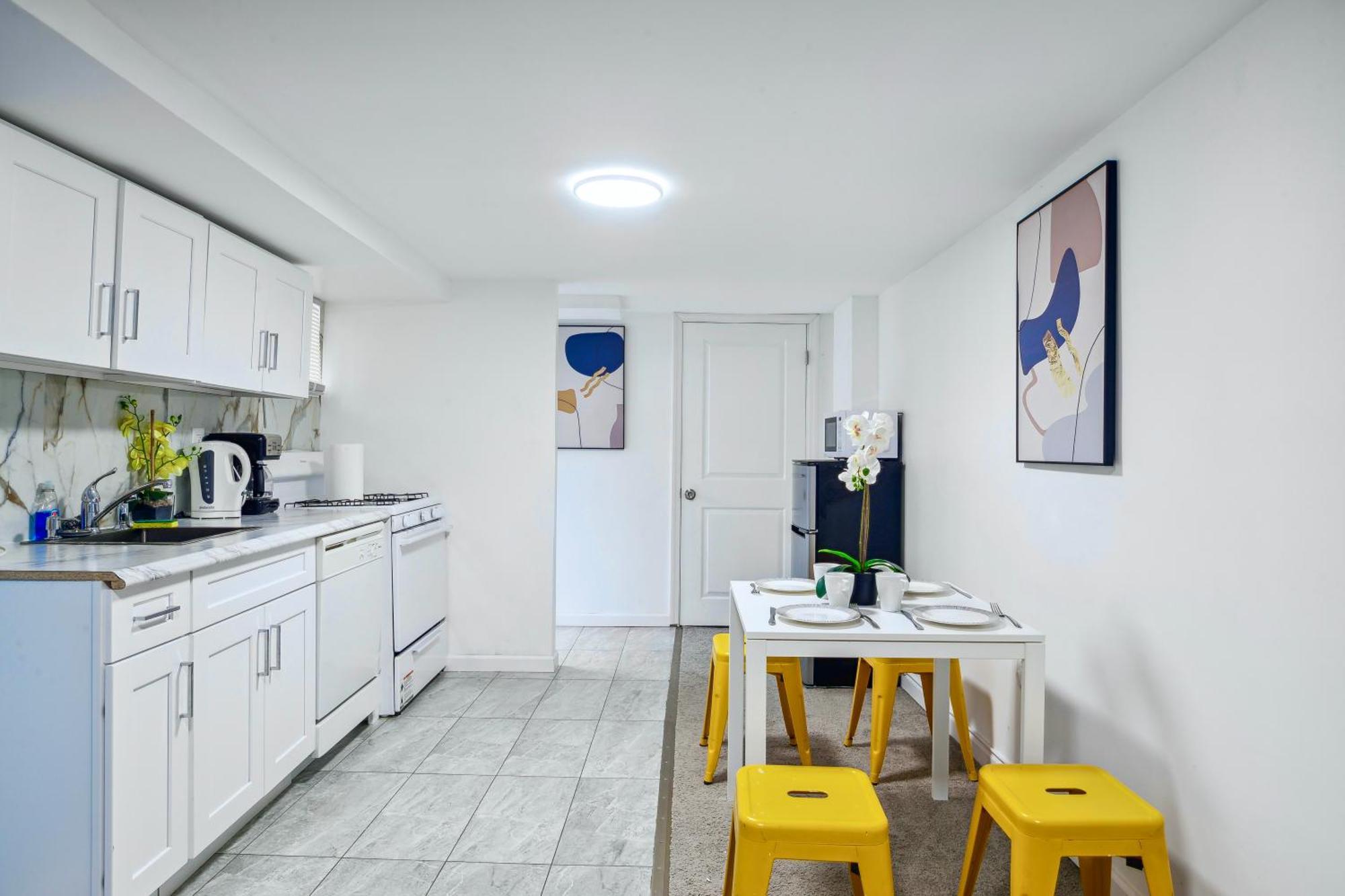 2 Bedroom Cozy Gem Manhattan Beach New York Exteriör bild